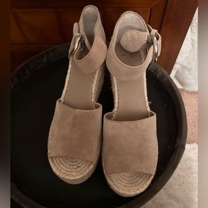 Marc Fisher Alida cream wedge suede espadrilles -9-1/2 💜🤍🖤